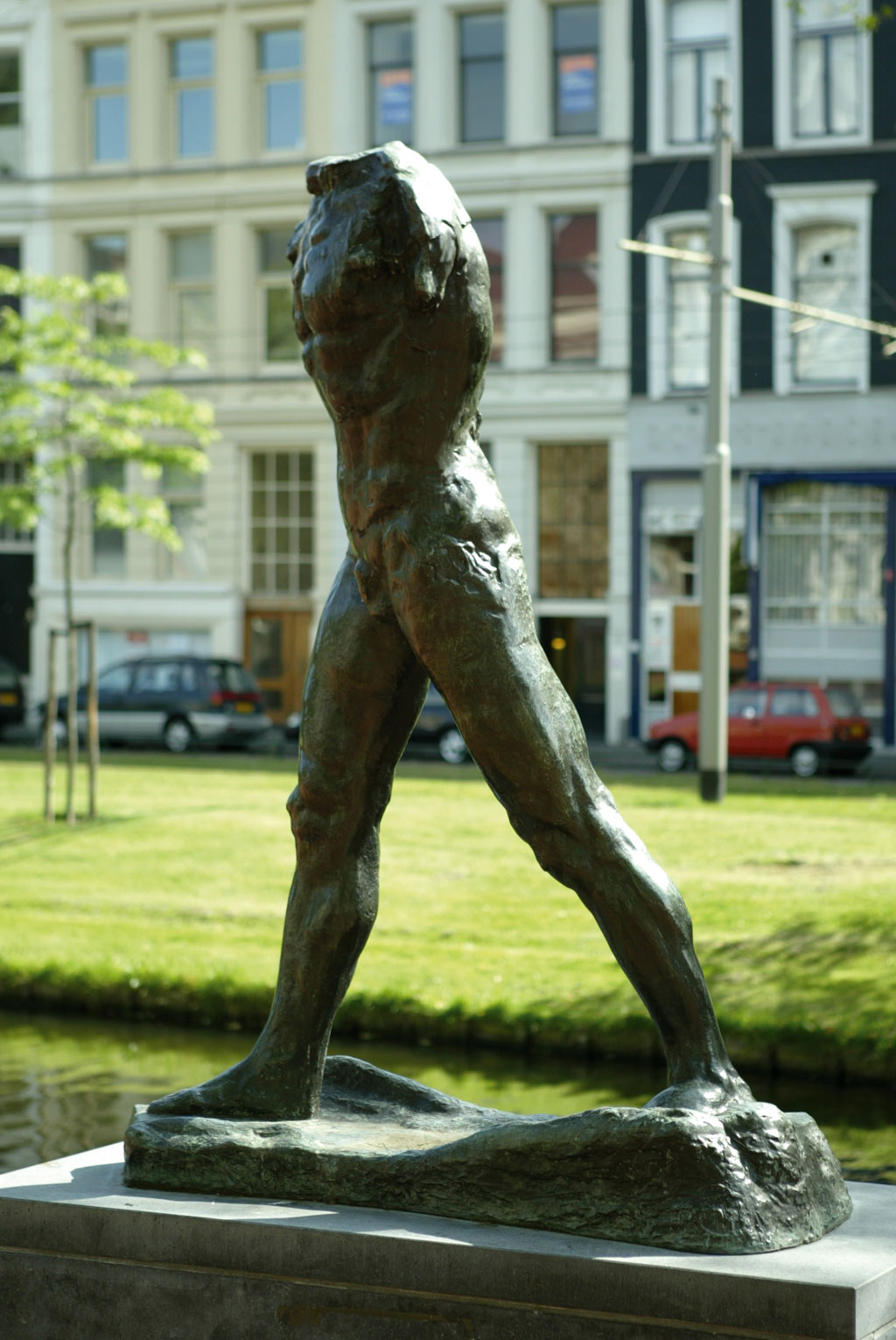 l'Homme qui marche (1907), foto Pieter Vandermeer (2006)